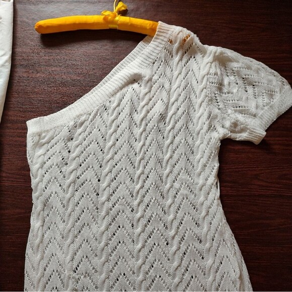 Sugar Magnolia Women's One Shoulder, Knit, Sheath Dress. Size Large - Picture 3 of 9